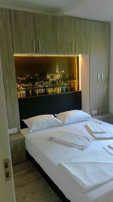 Apartment Fontana Belgrade Bilik gambar