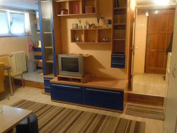 Apartment Fontana Belgrade Luaran gambar