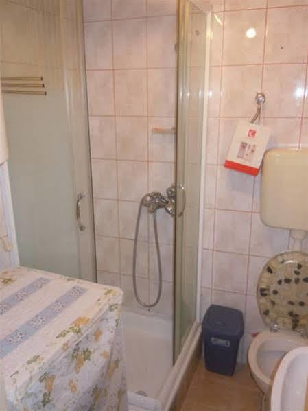 Apartment Fontana Belgrade Luaran gambar